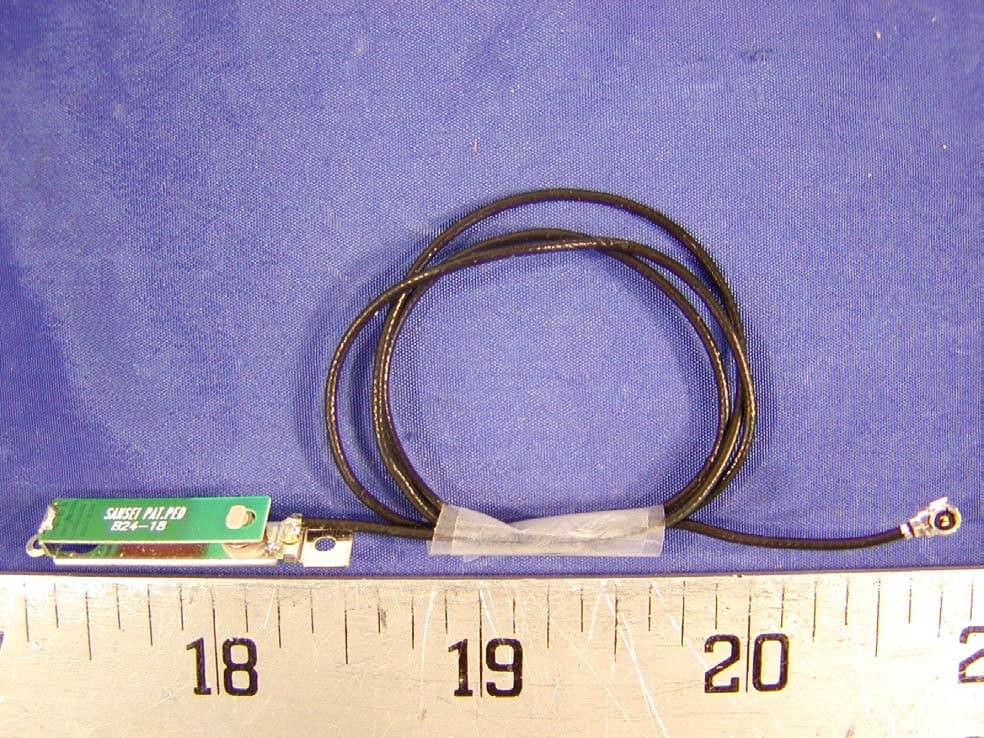 WLAN 802.11b Card - FCC ID MCLT60H418 - HON HAI Precision Ind. Co., Ltd. (4)