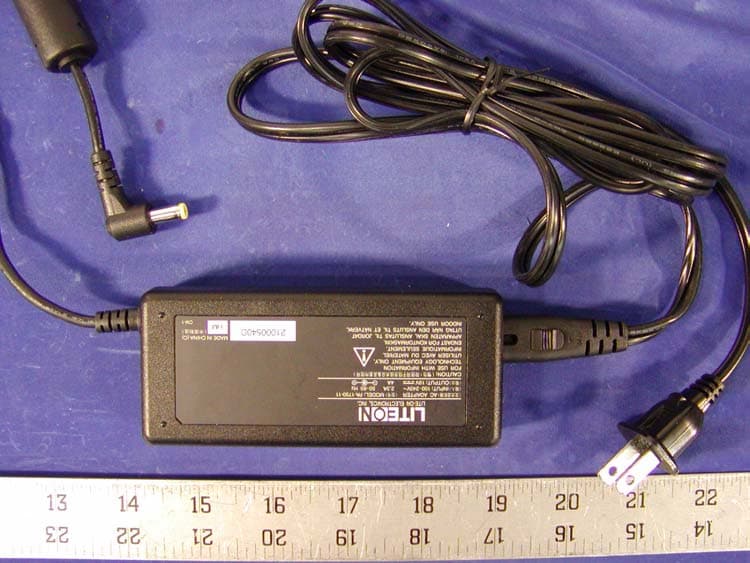 Bluetooth and 802.11b Combo Module - FCC ID MCLT60H563 - HON HAI Precision Ind. Co., Ltd.
