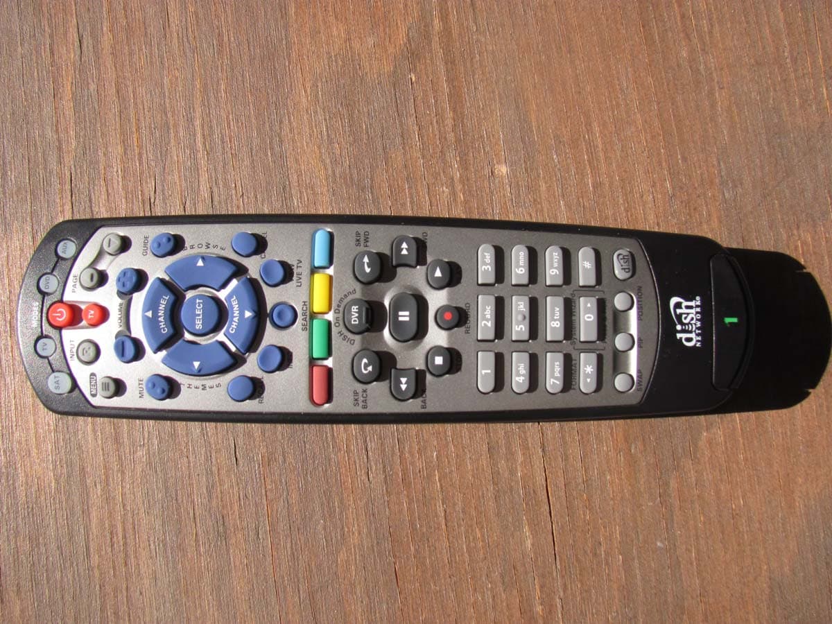 EchoStar Semtech SX1241 Remote 2011 - FCC ID MG3-2010 - Universal Electronics Inc (2)