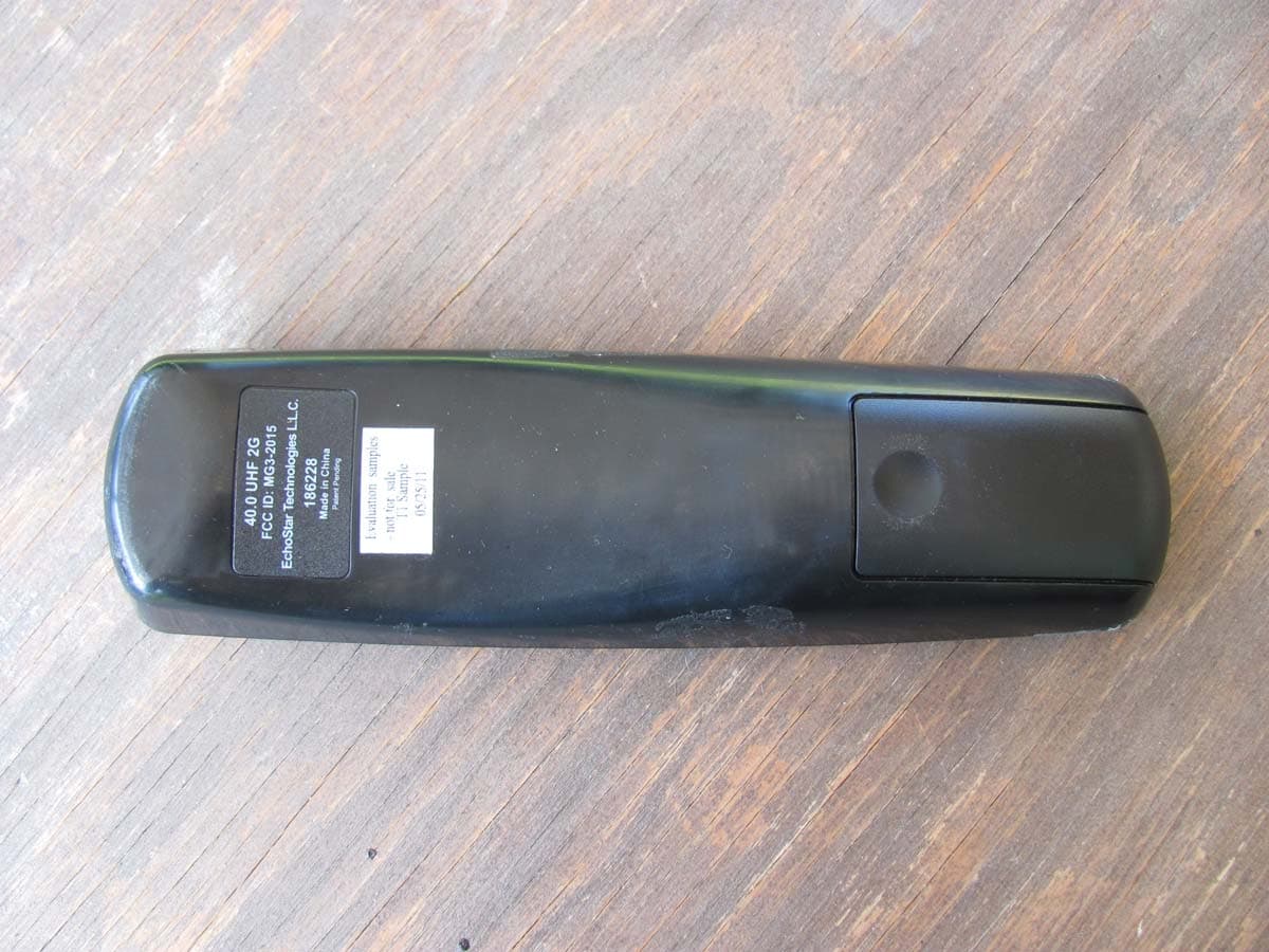 Echostar XiP 40.0 - FCC ID MG3-2015 - Universal Electronics Inc (3)