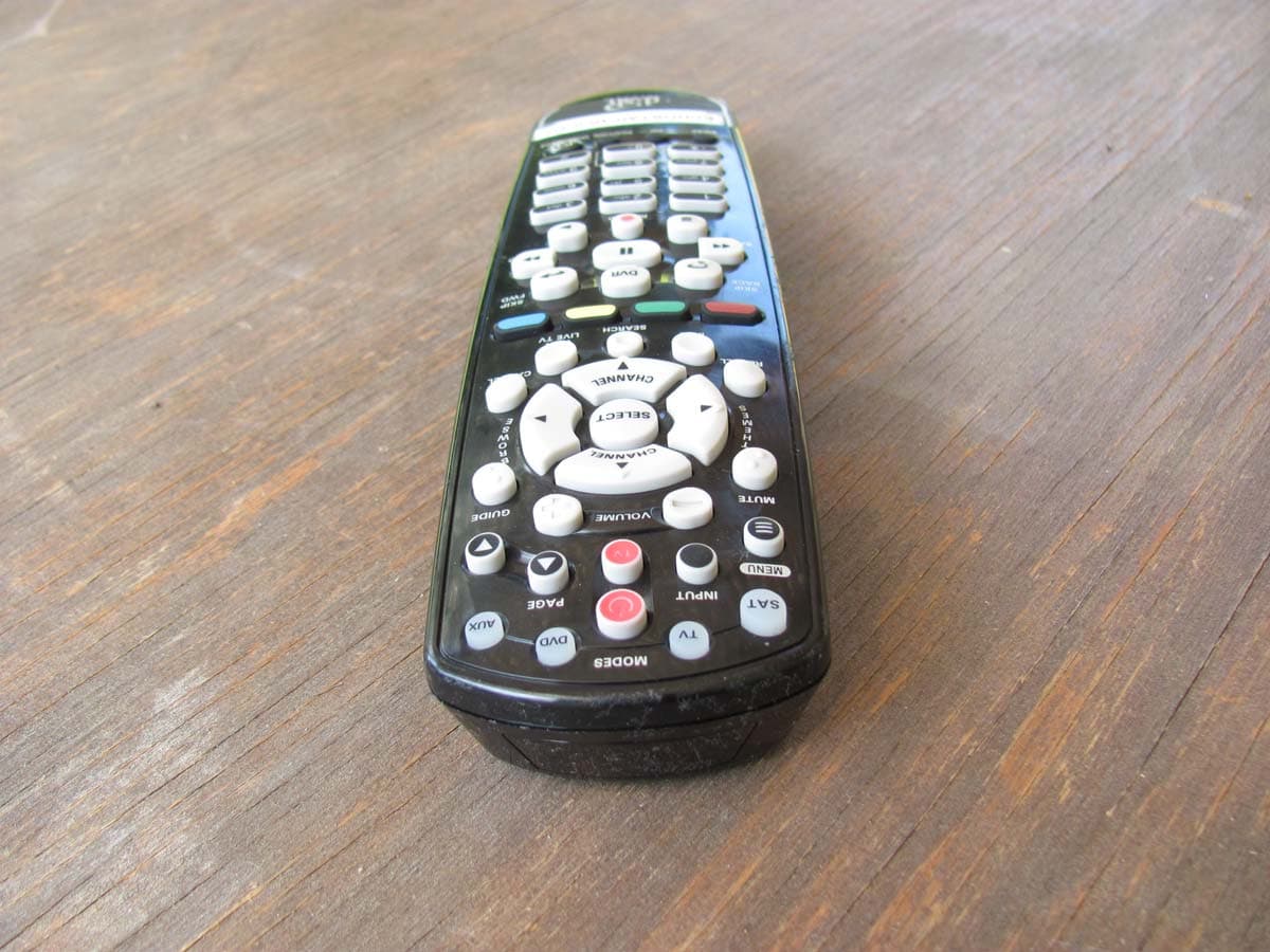 Echostar XiP 40.0 - FCC ID MG3-2015 - Universal Electronics Inc (5)