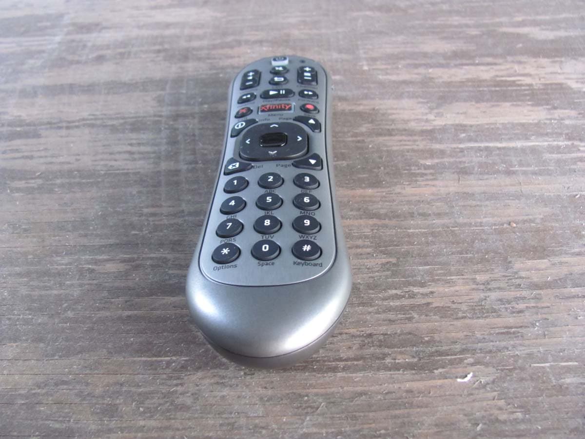Comcast Tracer RF4CE Remote 2010 - FCC ID MG3-4167 - Universal Electronics Inc (3)