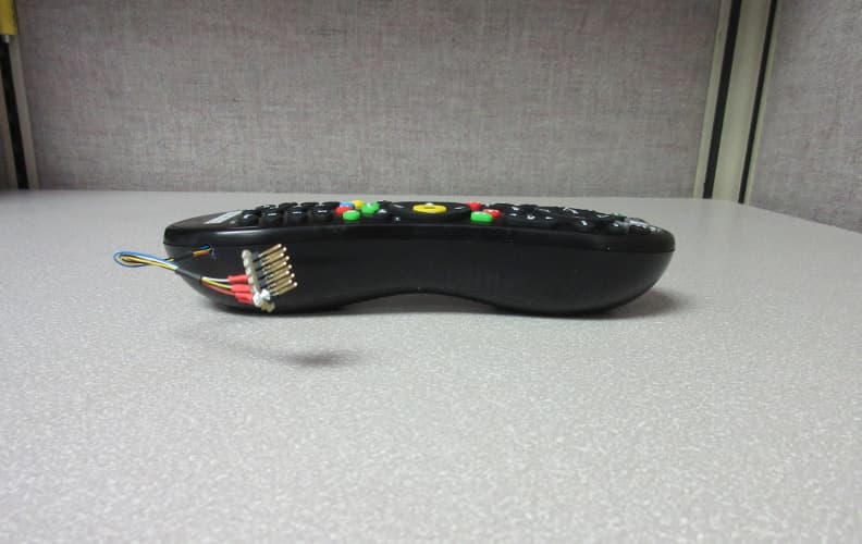 TiVo Series 5 Remote Control 2014 - FCC ID MG3-7020 - Universal Electronics Inc