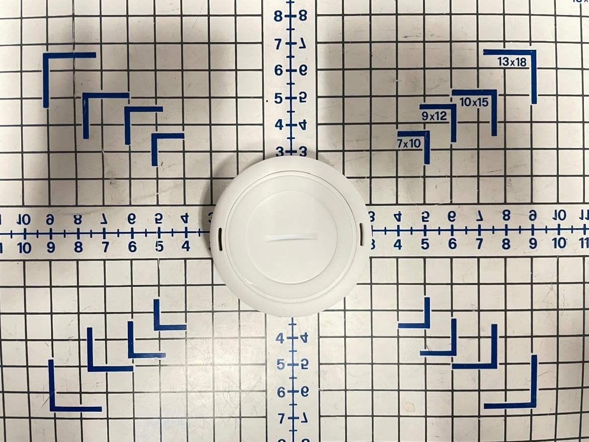 Temperature and Humidity Sensor - FCC ID MG3-H24428 - Universal Electronics Inc (4)
