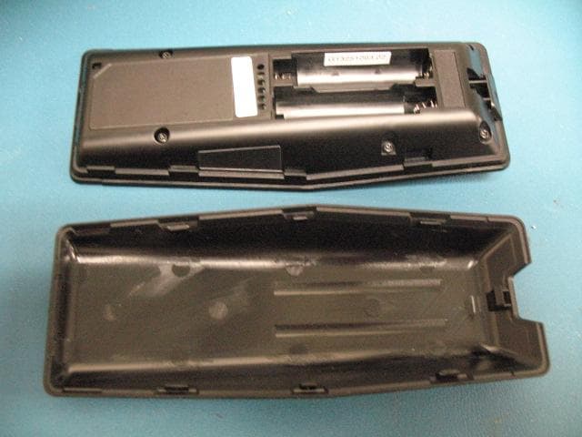 TV Remote Controller   RMF-YD003 - FCC ID MG3-YD003 - Universal Electronics Inc (2)