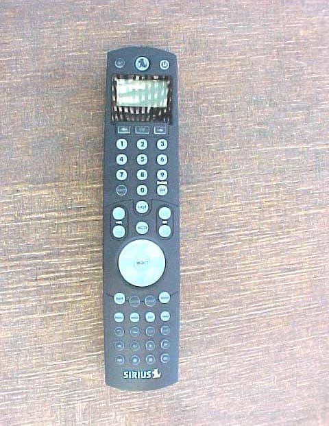 Sirius LCD Remote - FCC ID MG310000 - Universal Electronics Inc