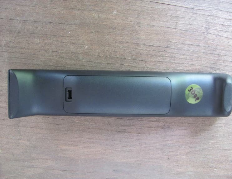 Insignia cTV RF Remote 2010 - FCC ID MG38881-R - Universal Electronics Inc (2)