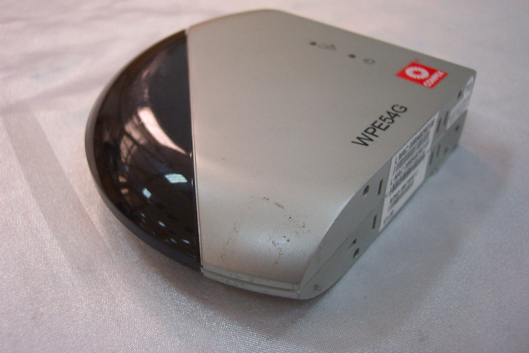 802.11b/g Wireless Access Point - FCC ID MK8CPX-04-WPE54G - Compex Inc
