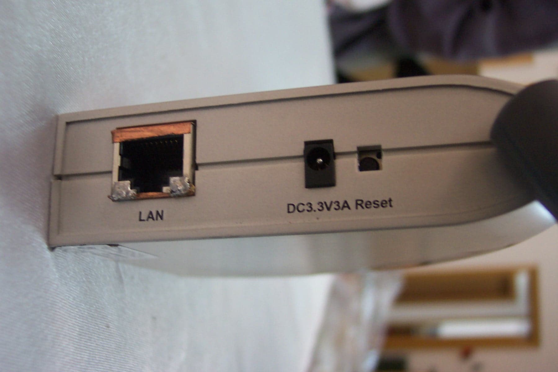 802.11b/g Wireless Access Point - FCC ID MK8CPX-04-WPE54G - Compex Inc (2)