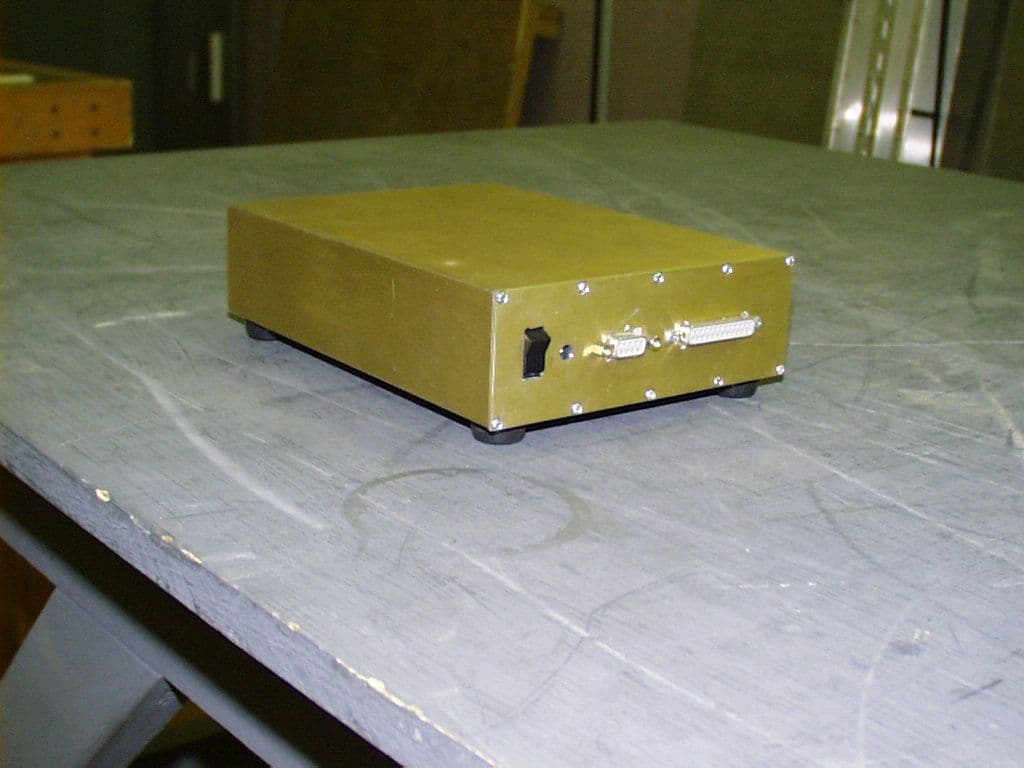 INSTASCAN SCANNER, MODEL S512 - FCC ID MKRS512 - Single Chip Systems Corporation