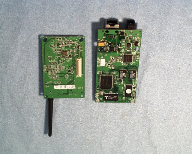 2.4GHz Transceiver Radio With RS232 Interface - FCC ID MKZ0207232XG - OTC Wireless Inc (2)
