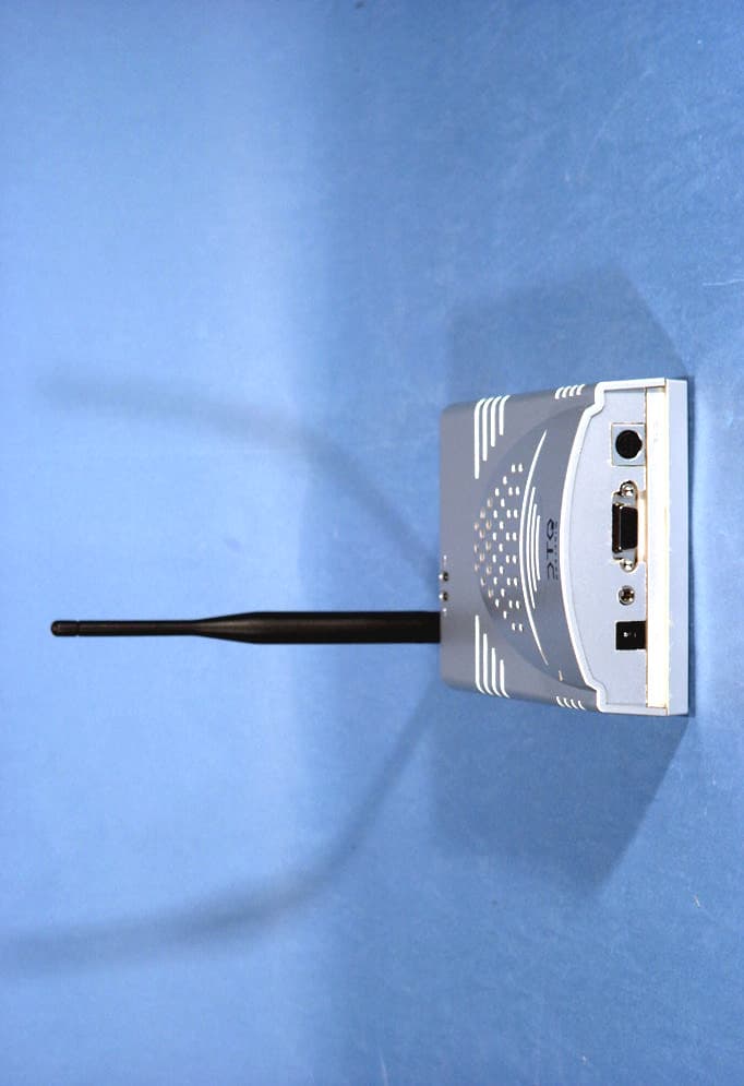 802.11g Wireless Projector/ Monitor Adapter - FCC ID MKZWIJETVIDEO - OTC Wireless Inc (3)