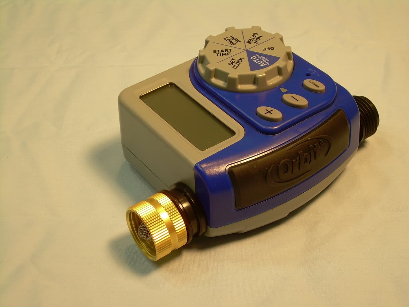 Outlet Hose Faucet Timer - FCC ID ML6HT8ZB001 - Orbit Irrigation Product Inc.