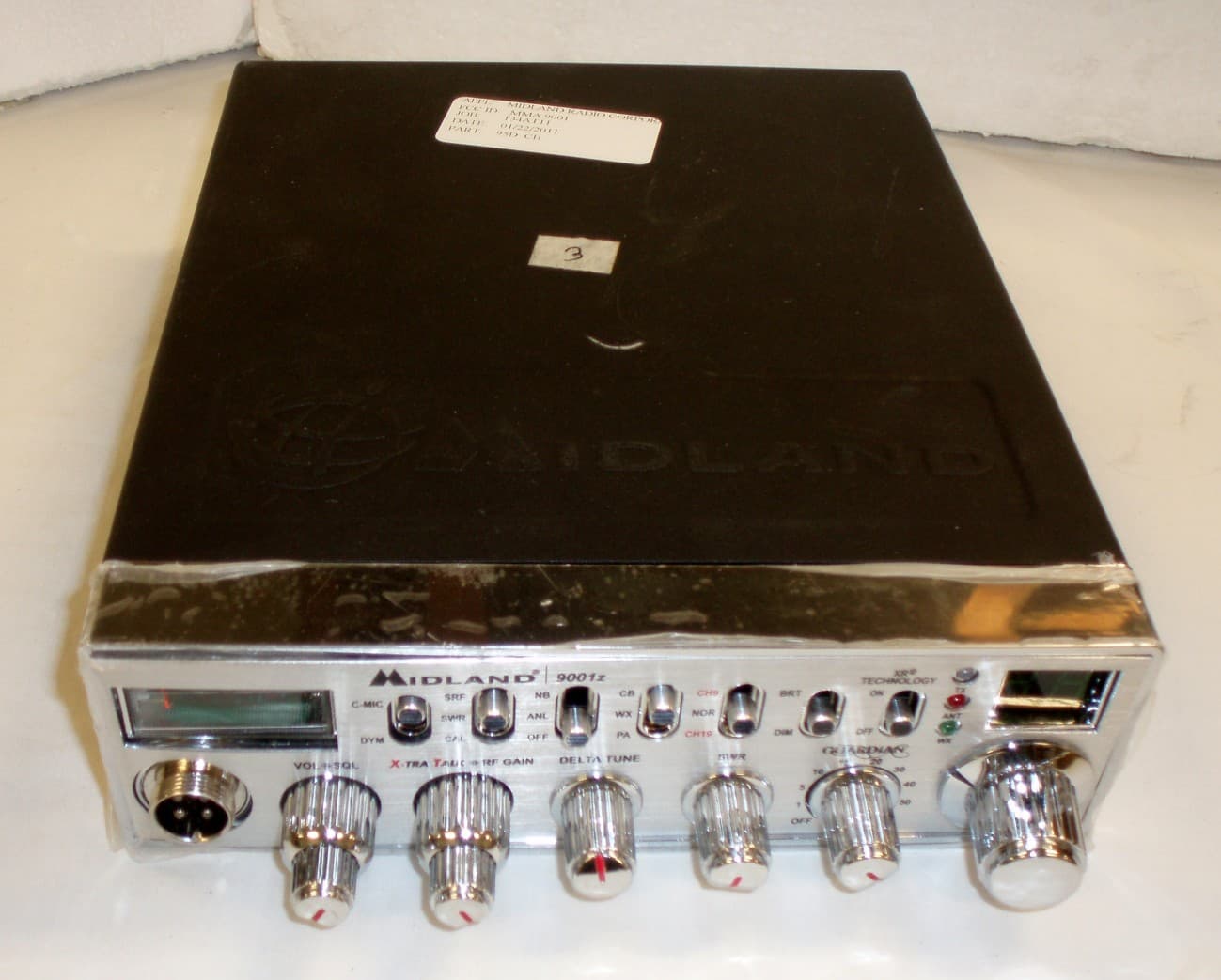 CB TRANSCEIVER - FCC ID MMA9001 - Midland Radio Corporation