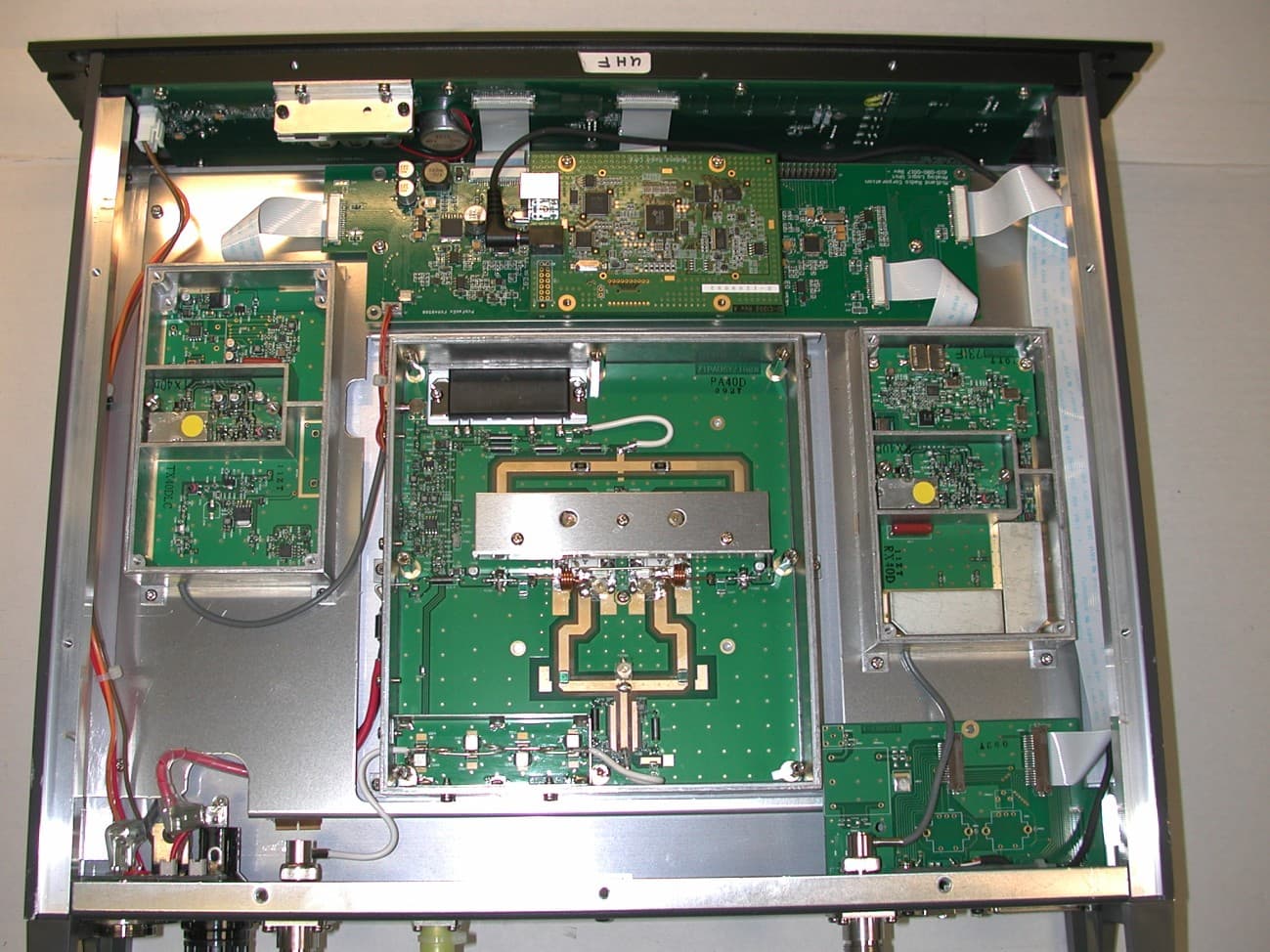UHF BASE TECH IV TRANSCEIVER - FCC ID MMA944100B - Midland Radio Corporation