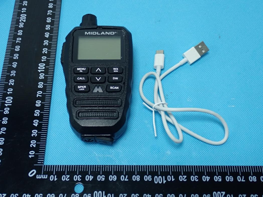 Wireless Bluetooth Microphone - FCC ID MMAMXMC95 - Midland Radio Corporation (3)
