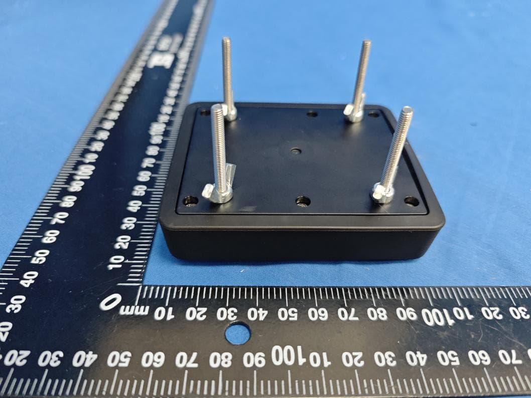 Searchlight - FCC ID MMK30220 - Golight Inc (5)