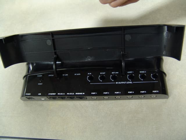 ProLink.z Control Processor - FCC ID MMURTI1800 - Remote Technologies Inc (3)