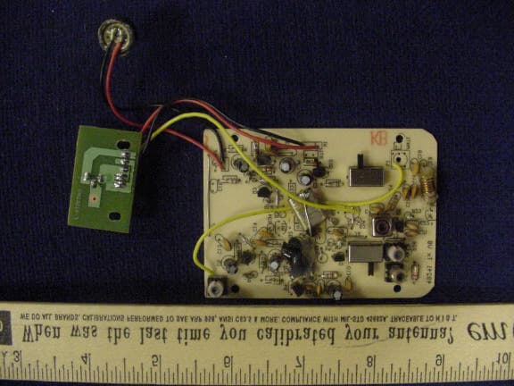Clip N Go 49 MHz Baby Monitor - FCC ID MNJ08035T - Dorel Juvenile Group (3)