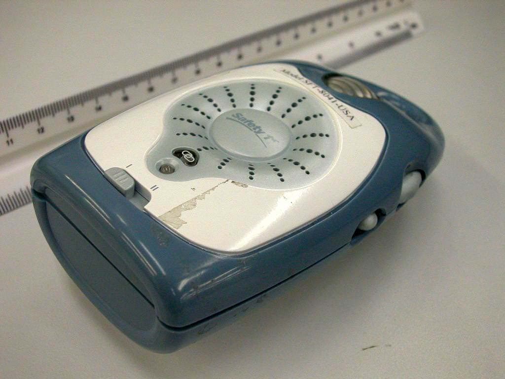 Transmitter Unit of Baby Monitor - FCC ID MNJ08041R - Dorel Juvenile Group (2)