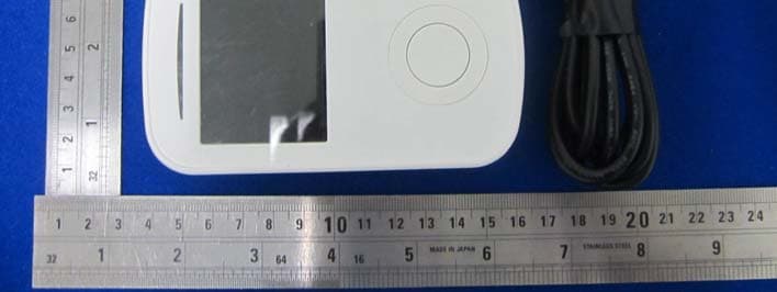 Genesis Handheld Digital Color Video Monitor - FCC ID MNJ08903RX - Dorel Juvenile Group (4)