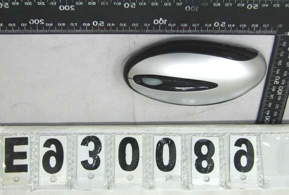 RF OPTICAL MOUSE - FCC ID MNL220020040226 - Adomax Technology Co Ltd
