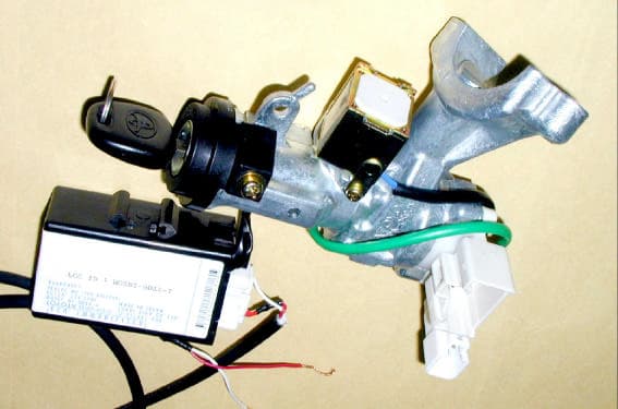 Car Immobbilizer - FCC ID MOZRI-9BTY-1 - Tokai Rika Co Ltd (3)