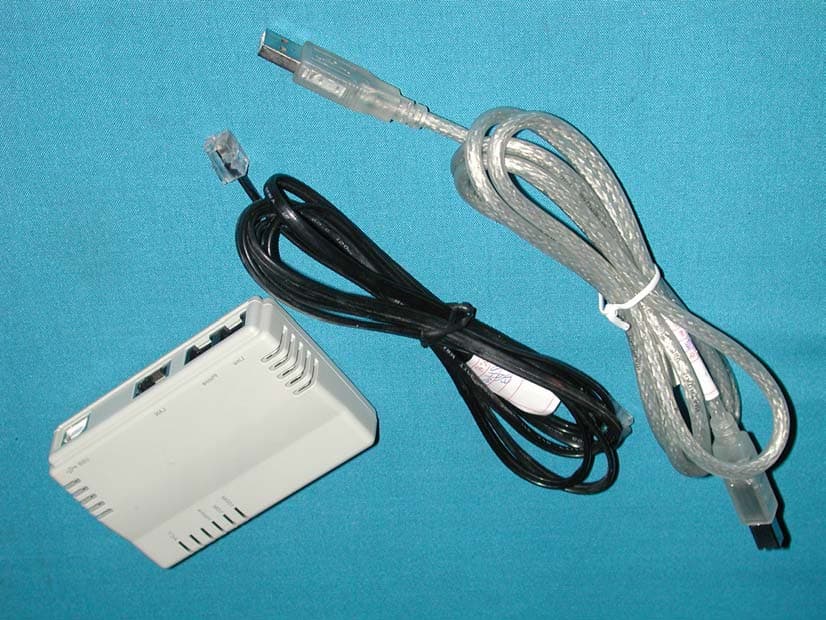 USB 1M HomePNA & 10/100M Fast Ethernet Adapter - FCC ID MQ4UHF1KB - Abocom Systems Inc