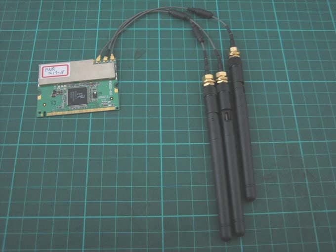 Mini PCI Module - FCC ID MQ4WCM5202 - Abocom Systems Inc (5)