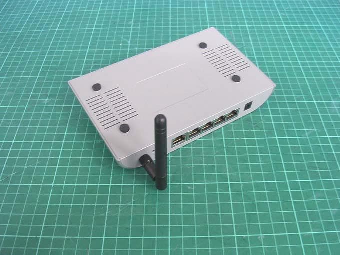 802.11b+g  Wireless Router - FCC ID MQ4WR254 - Abocom Systems Inc (4)