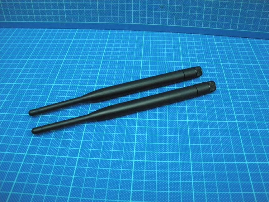 Wireless 11n Giga Router - FCC ID MQ4WR5205G - Abocom Systems Inc