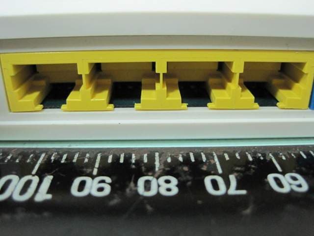 802.11n/b/g Router with Passive PoE - FCC ID MQ4WR5210 - Abocom Systems Inc (4)