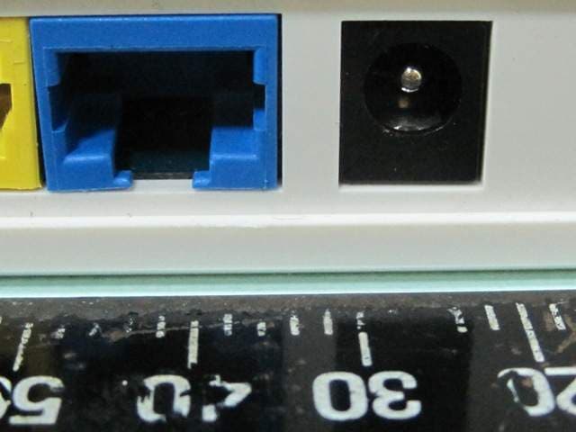 802.11n/b/g Router with Passive PoE - FCC ID MQ4WR5210 - Abocom Systems Inc (5)