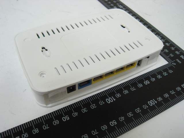 802.11b/g/n Wireless Router - FCC ID MQ4WR5560 - Abocom Systems Inc (2)