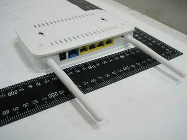 802.11b/g/n Wireless Router - FCC ID MQ4WR5560 - Abocom Systems Inc (3)