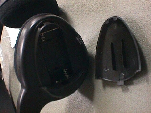 Wireless Headphones - FCC ID MQ5-FM-04-TX - Telean Technology Ltd (4)