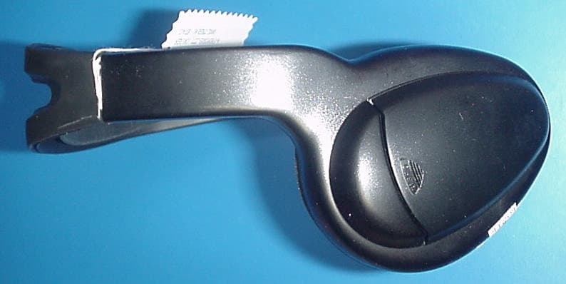 Wireless Automotive Headphone System - FCC ID MQ5FM-07-TX - Telean Technology Ltd (2)