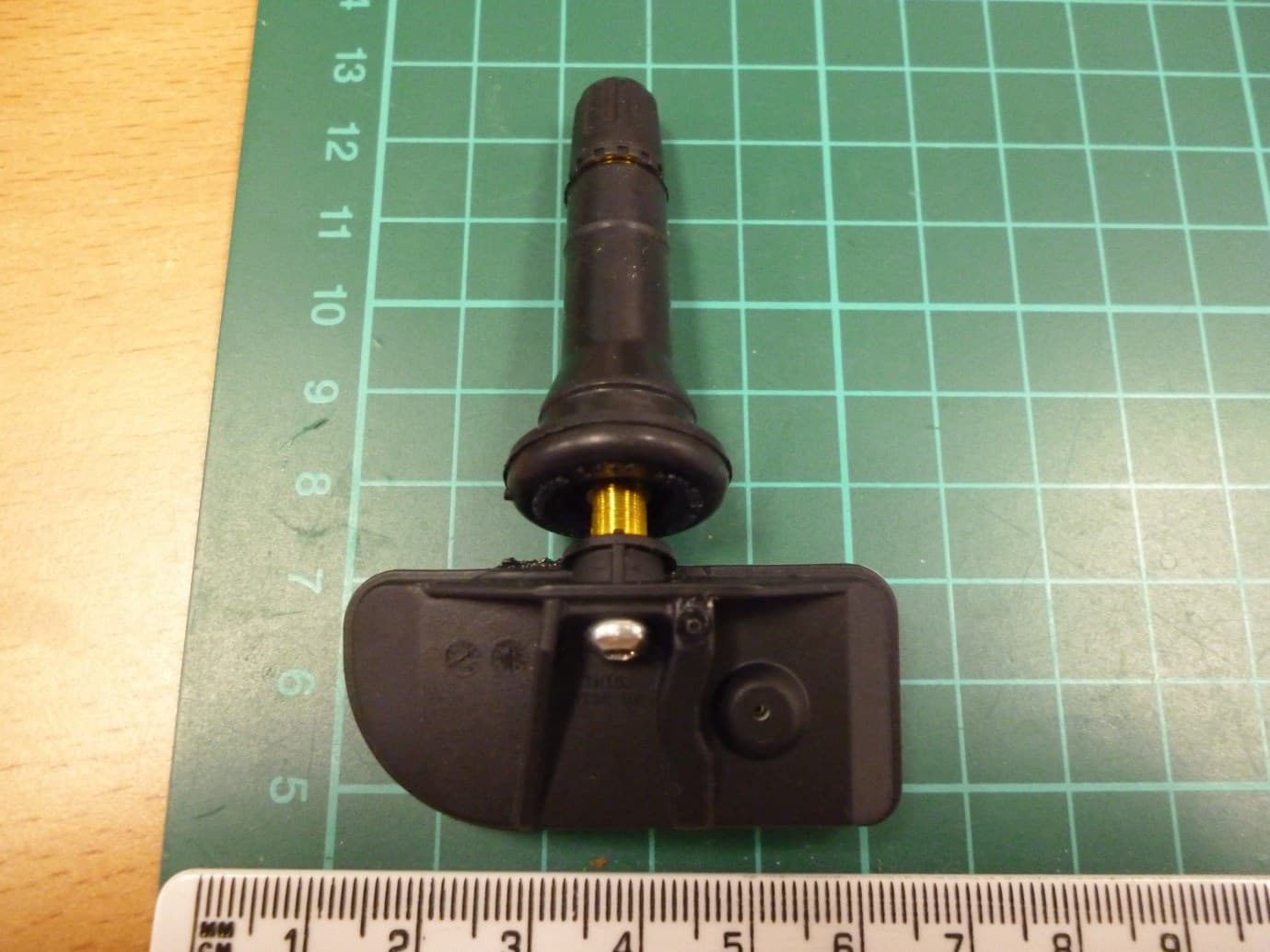 Tyre Pressure Monitor - FCC ID MRXAHMPD4 - Schrader Electronics