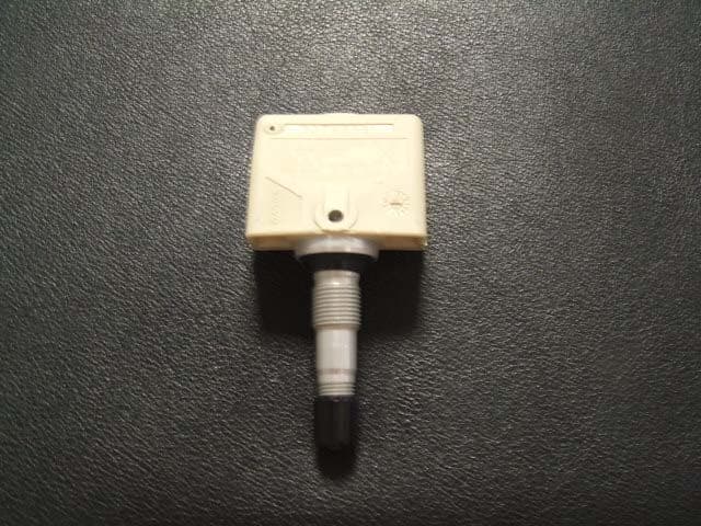 Remote Tyre Pressure Monitoring Transmitter - FCC ID MRXTG315AM04 - Schrader Electronics (2)
