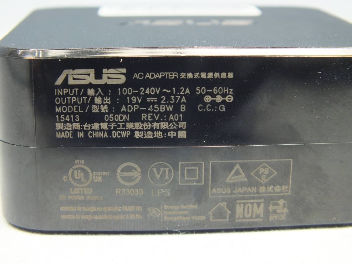 Wireless-AC3100 Dual Band Gigabit Router - FCC ID MSQ-CMBT00 - ASUSTeK Computer Inc (2)