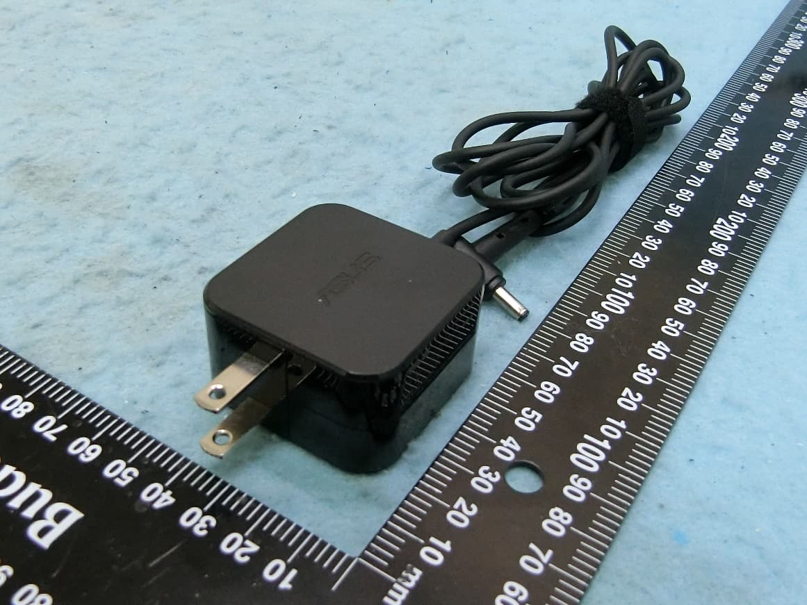 AX5400 Dual Band Wi-Fi Router - FCC ID MSQ-RTAX6100 - ASUSTeK Computer Inc (2)