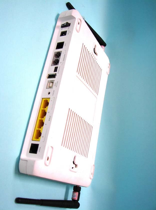 Wireless ADSL Router - FCC ID MSQAAM6KTPB2 - ASUSTeK Computer Inc (5)