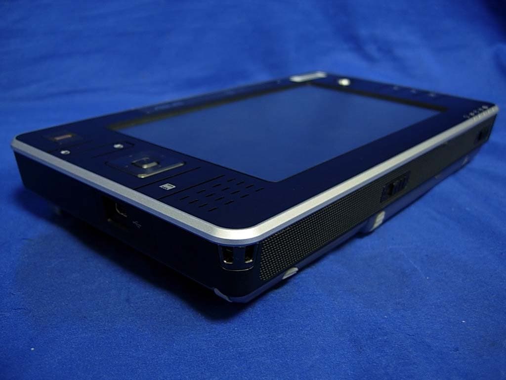 Ultra Mobile PC (UMPC) - FCC ID MSQR2E - ASUSTeK Computer Inc (1)