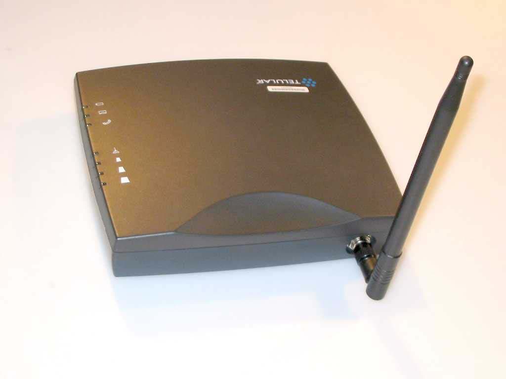 CDMA800 and 1900 Fixed Wireless Terminal - FCC ID MTFCDMAFWT2004 - Telular Corporation (2)