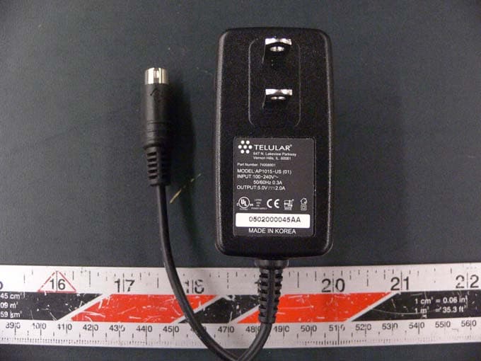 cdma 800MHz Wireless Deskphone - FCC ID MTFSX6P200260C - Telular Corporation (3)