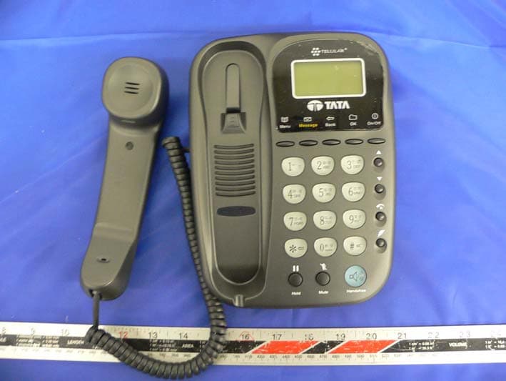 CDMA 800 MHz Wireless Deskphone - FCC ID MTFSX6P360C112005 - Telular Corporation (2)