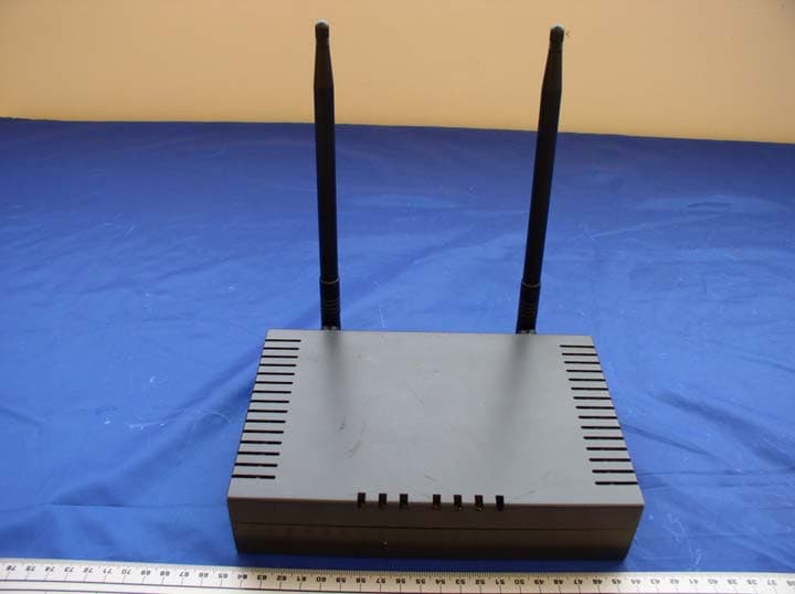 SX7 Fixed Wireless Terminal - FCC ID MTFSX7EVDO2007 - Telular Corporation (3)