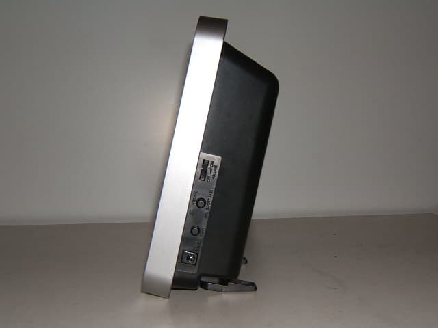 900MHz WIRELESS SPEAKER SYSTEM - FCC ID MVASP2690-001R - Uni-Art Precise Products Ltd (2)