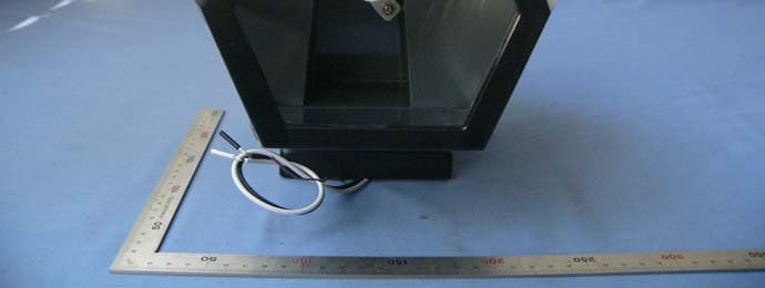 Wireless Outdoor Lamp Speaker - FCC ID MVASP4392-001R - Uni-Art Precise Products Ltd (2)
