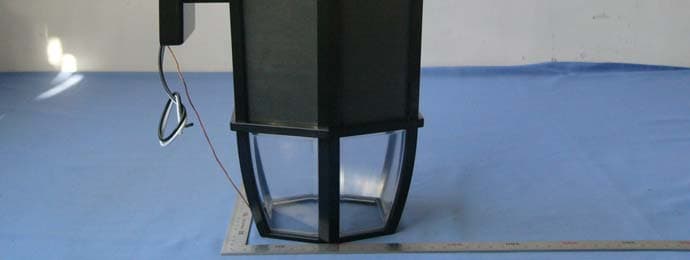 Wireless Outdoor Lamp Speaker - FCC ID MVASP4392-001R - Uni-Art Precise Products Ltd (4)